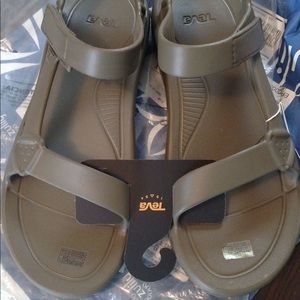 Men’s teva sandals